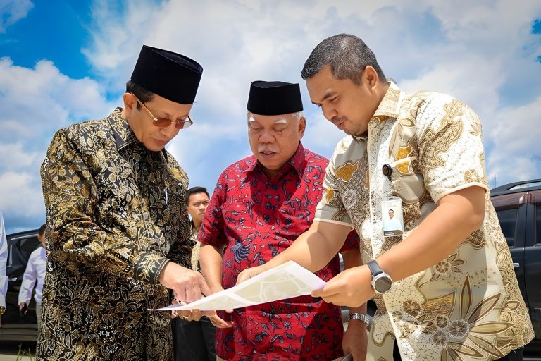 2002-Menteri-Agama-Nasaruddin-Umar