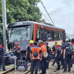 Kereta Bandara Soekarno-Hatta Hantam Truk Kontainer Bermuatan Kapsul Penyelamat