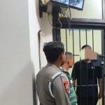 OKNUM ANGGOTA POLRES TANJUNGBALAI DIPATSUS USAI DIGEREBEK WARGA DI DALAM MOBIL