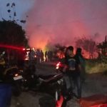 NIAT BAKAR SARANG TAWON BERUJUNG PETAKA, RUMAH WARGA KARAWANG TERBAKAR