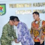 BUPATI DAN WAKIL BUPATI SERGAI SAMBUT MAHASISWA UNHAN RI, DORONG PENGUATAN DISIPLIN DAN KARAKTER SISWA SEKOLAH RAKYAT