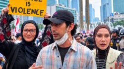 Reza Rahadian dan Zaskia Adya Mecca Hadir di Aksi Demo Bundaran HI, dari Dukungan Moral hingga Bantuan Kemanusiaan